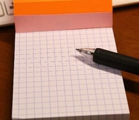方眼線印刷のメモ帳
